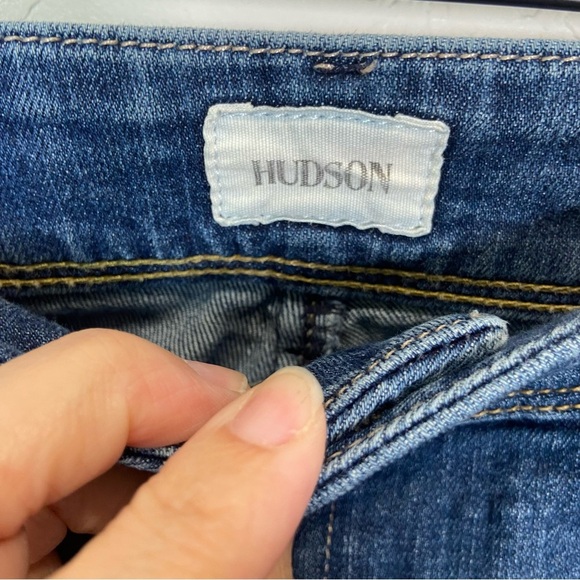 Hudson Collin Flap Skinny Jeans with Fold Over Back Pocket Size 29 - Picture 5 of 7